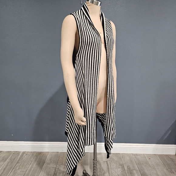 BCBG MAXAZRIA Women Sleeveless Black White Striped Open Duster Knit Cardigan M - Picture 4 of 8